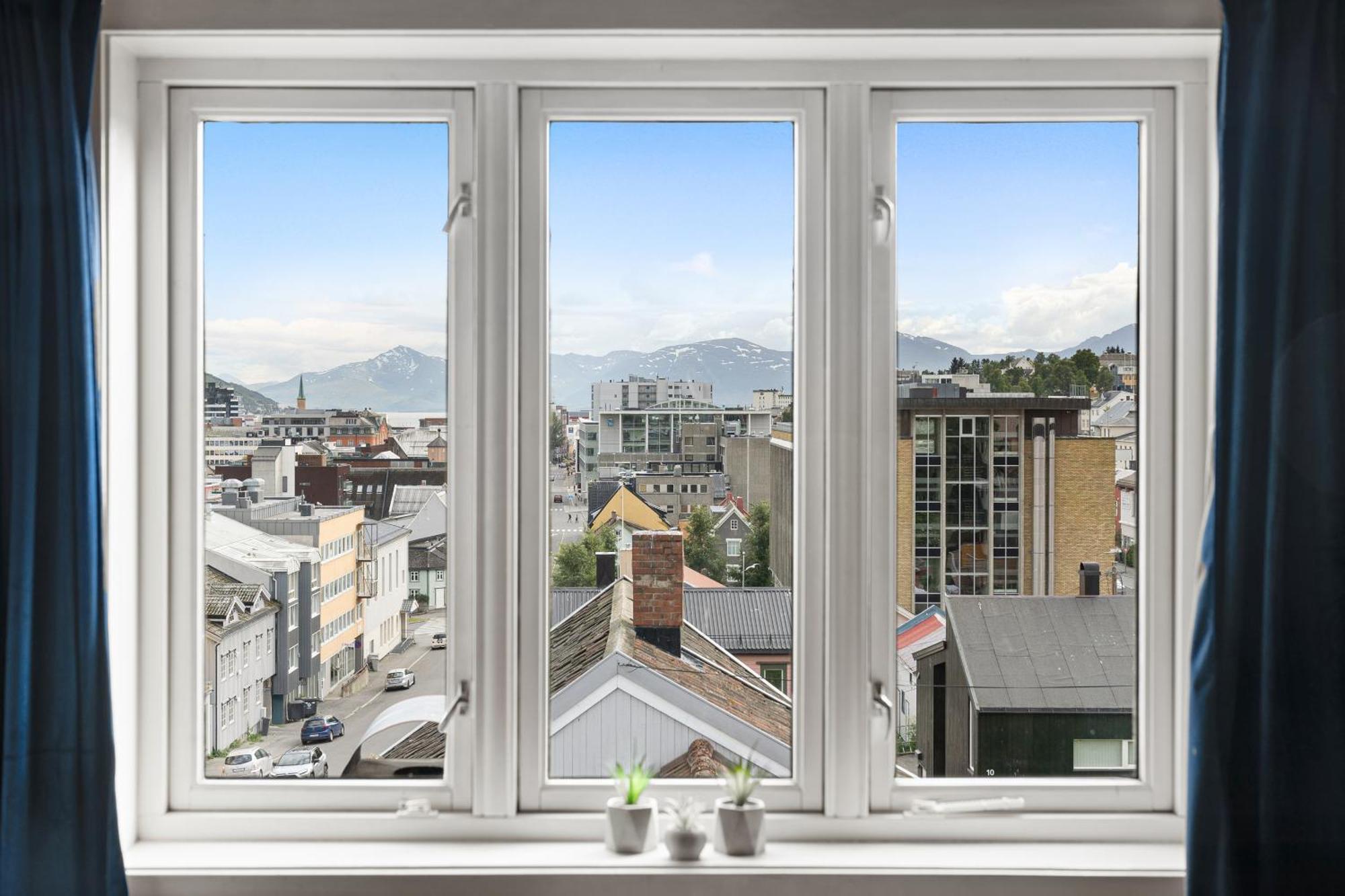Arctic Homes - Historical Tromso House With View מראה חיצוני תמונה